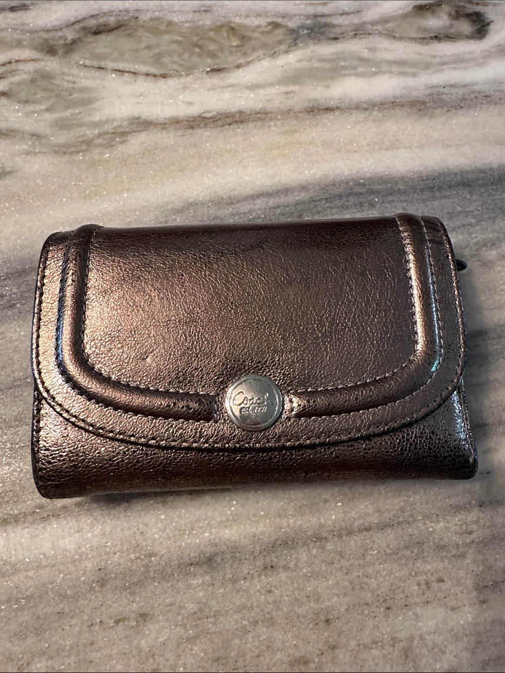 COACH METALLIC BI-Fold wallet